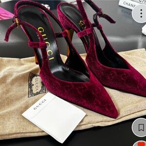 Brand New Gucci Burgundy Velvet Slingback Pumps 7.5 with box/ tags. Never worn.